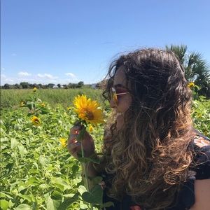 Meet your Posher, Oriana